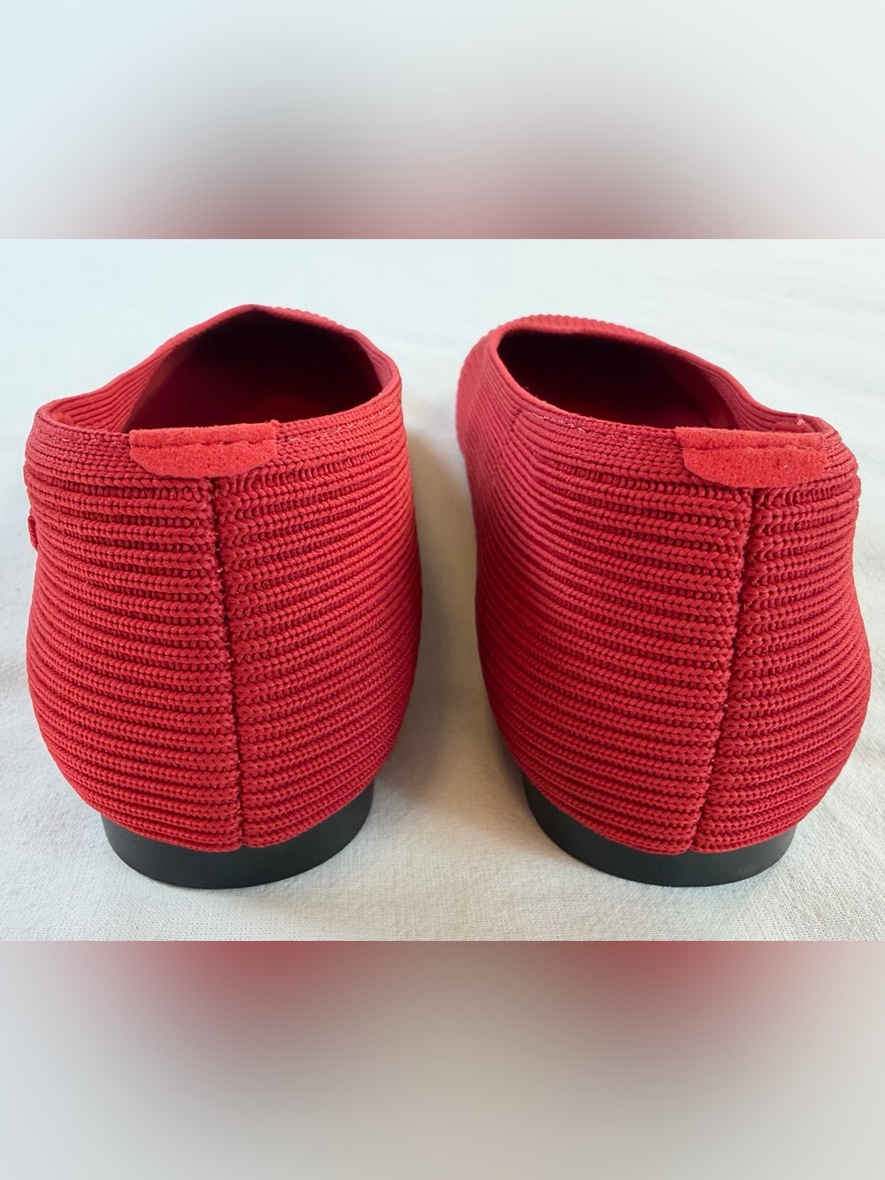 Vivaia Margot Red Square Toe Knit Comfort Flats Size 8 NWOB - Picture 3 of 7